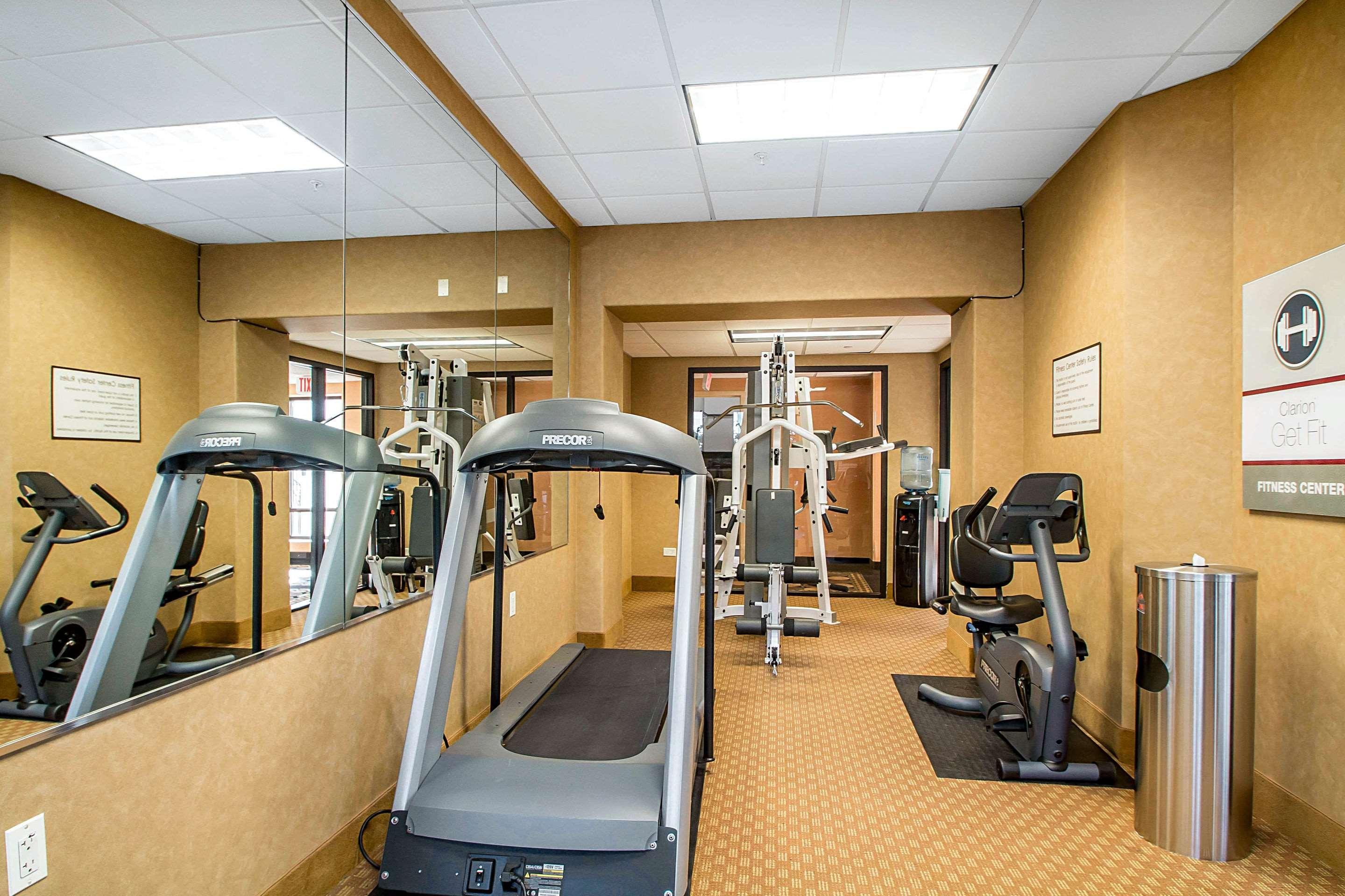 Clarion Inn Elmhurst - Oak Brook Near I-88, I-290, I-294 Bagian luar foto