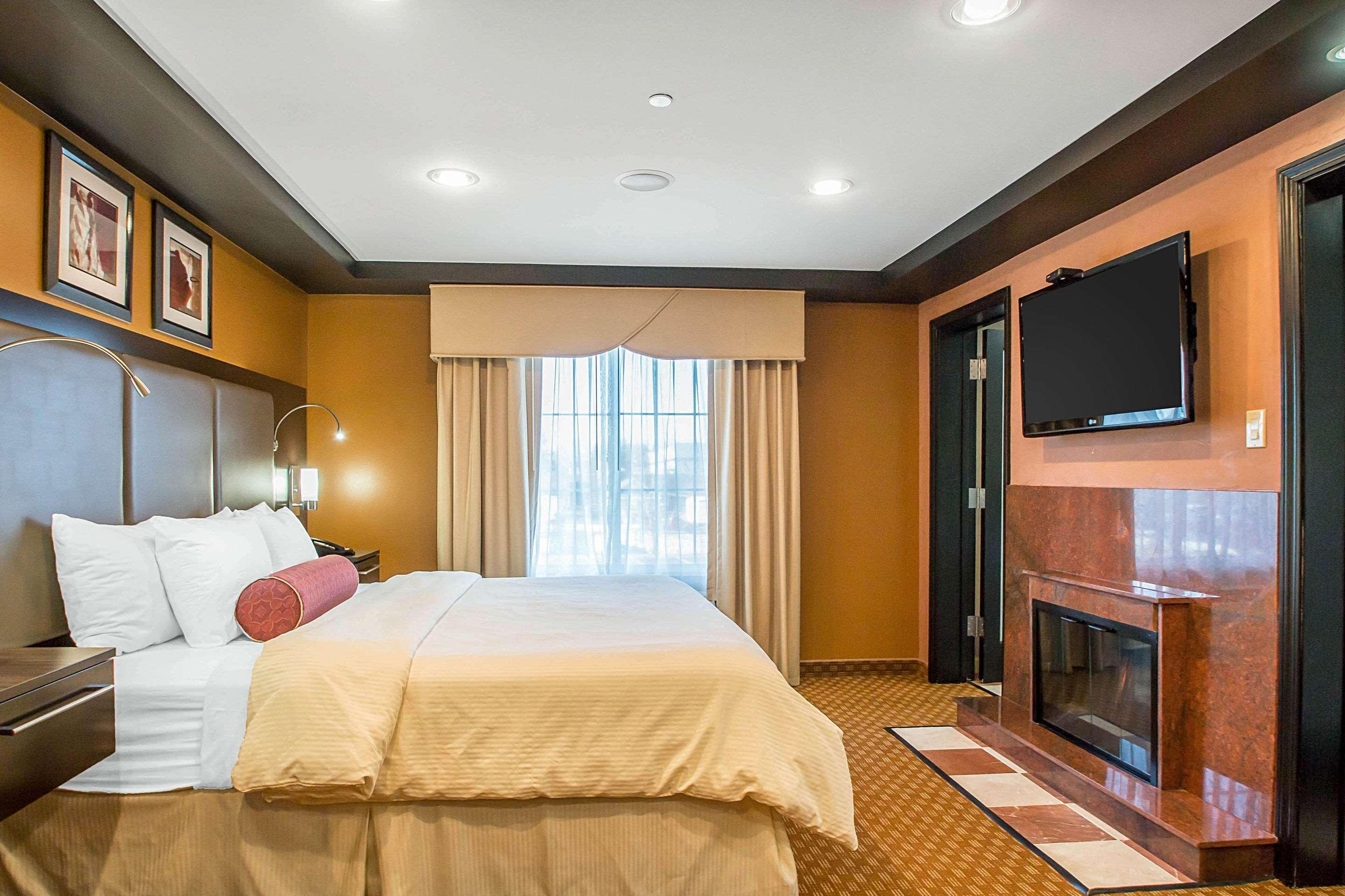 Clarion Inn Elmhurst - Oak Brook Near I-88, I-290, I-294 Bagian luar foto