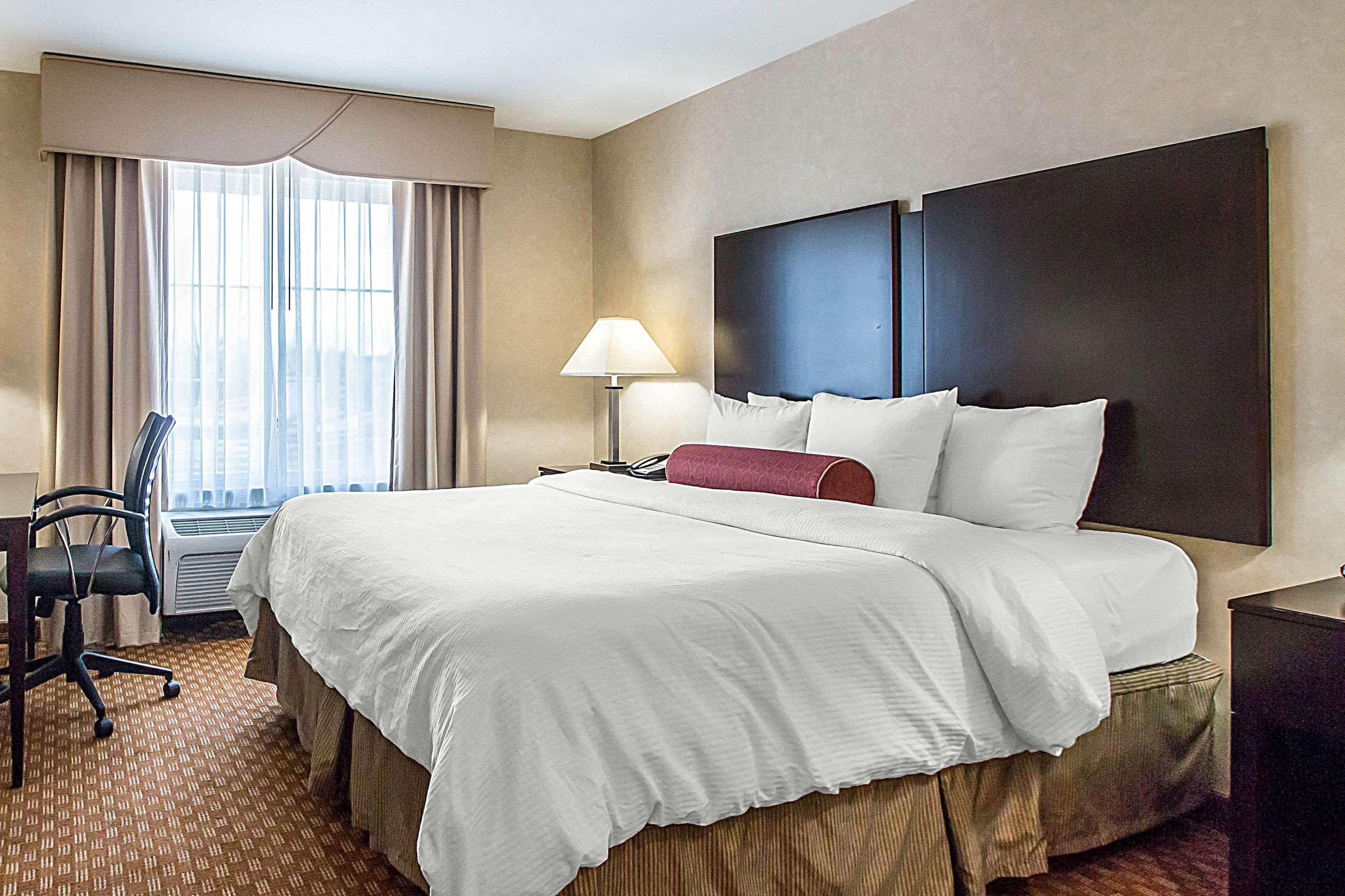 Clarion Inn Elmhurst - Oak Brook Near I-88, I-290, I-294 Bagian luar foto