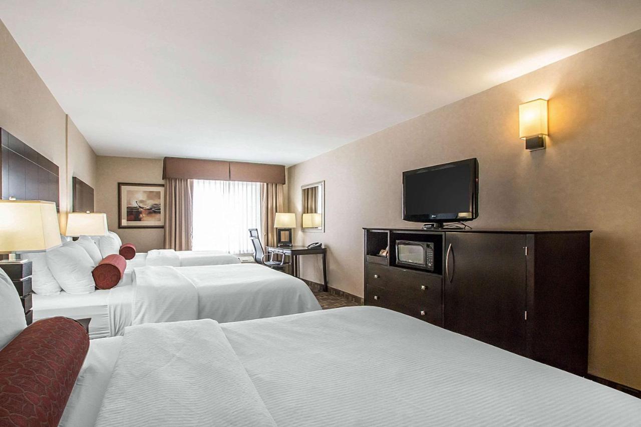 Clarion Inn Elmhurst - Oak Brook Near I-88, I-290, I-294 Bagian luar foto