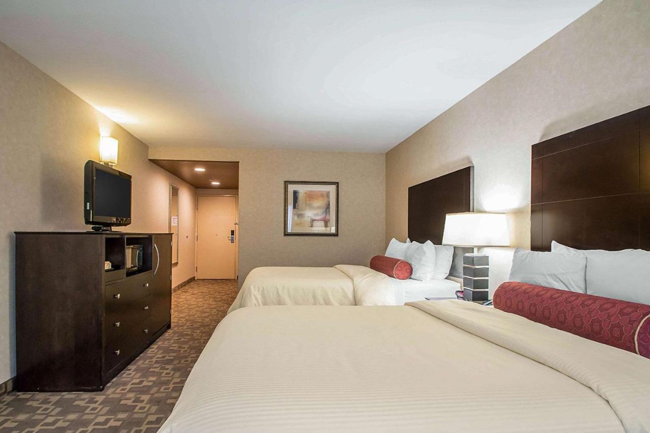 Clarion Inn Elmhurst - Oak Brook Near I-88, I-290, I-294 Bagian luar foto